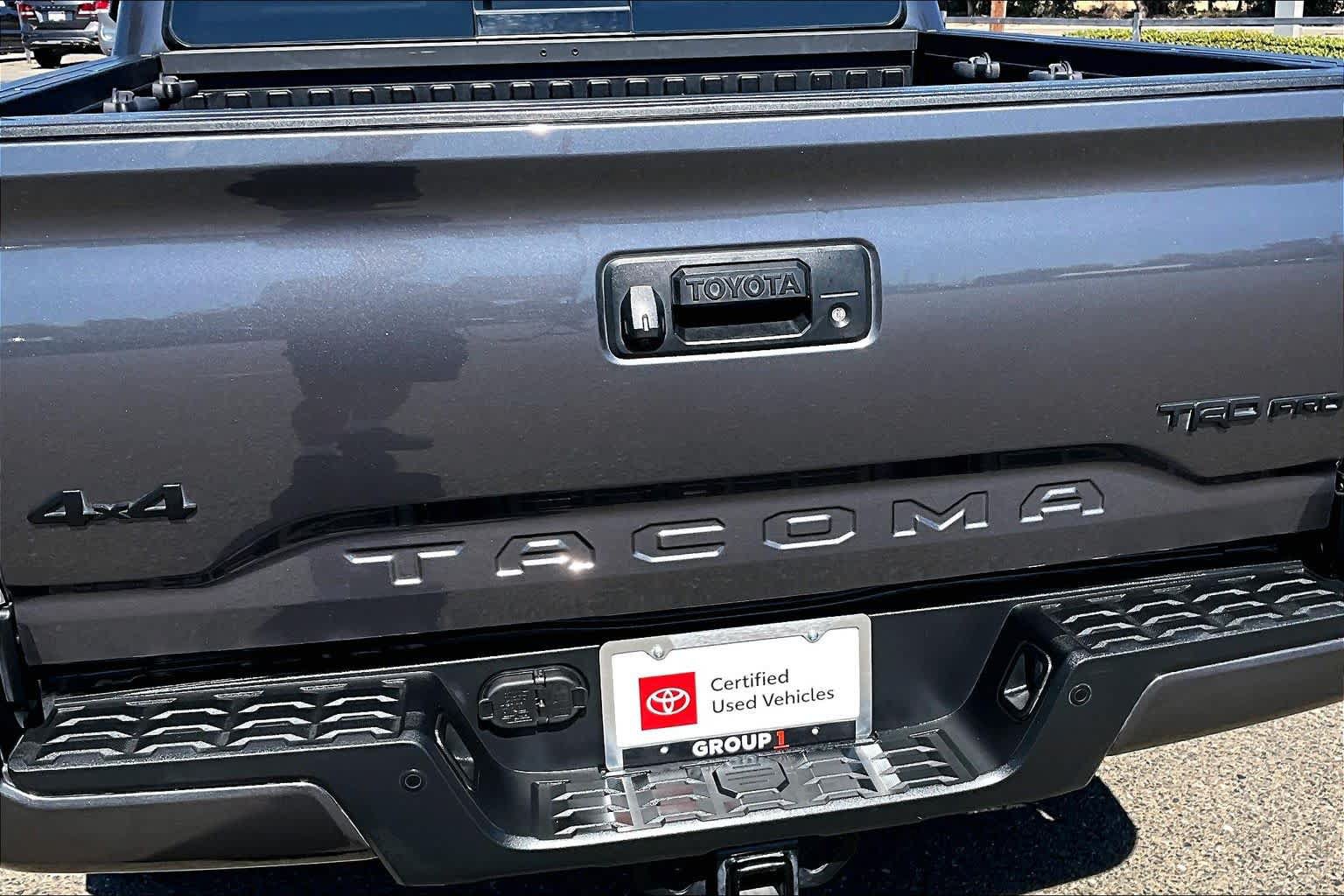 Certified 2022 Toyota Tacoma TRD Pro AWD/4WD image 9