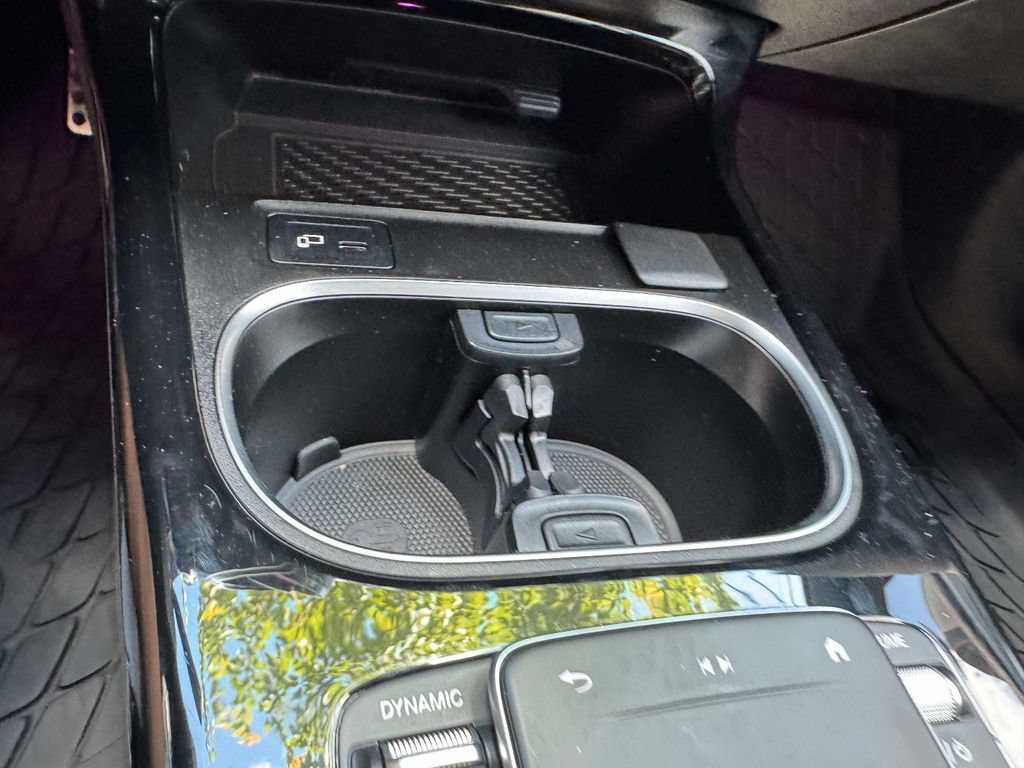 Used 2022 Mercedes-Benz CLA 250 4MATIC image 24