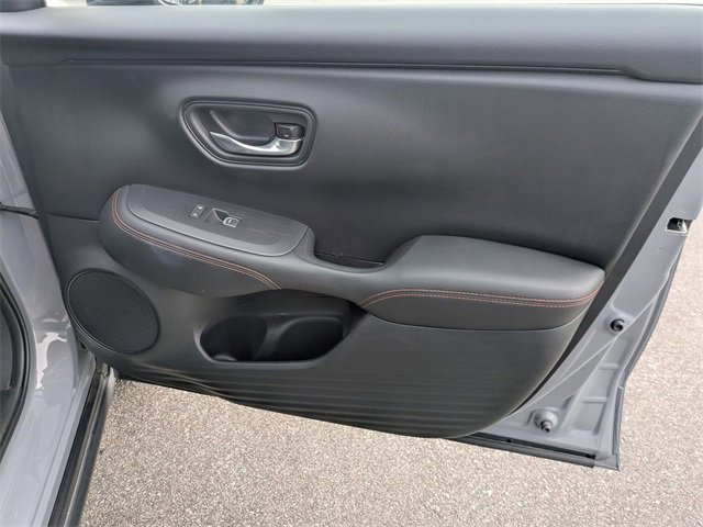 Used 2025 Honda HR-V Sport image 32