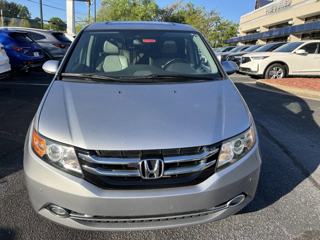 Used 2016 Honda Odyssey Touring Elite image 8