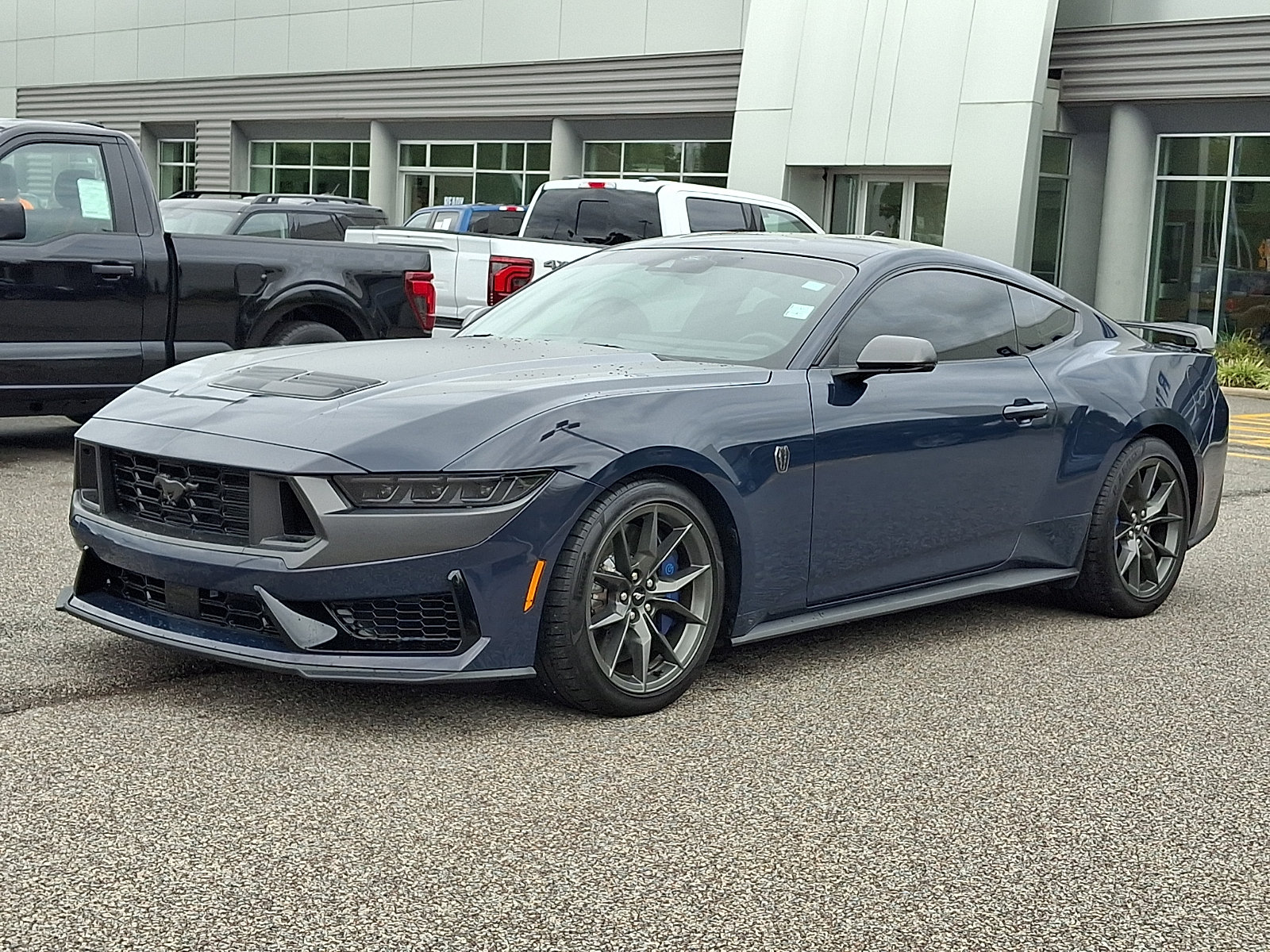 Certified 2025 Ford Mustang Dark Horse RWD image 5