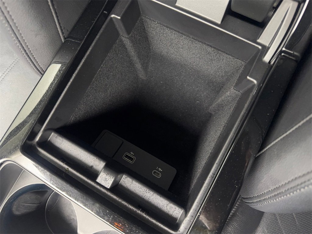 Used 2023 Land Rover Range Rover Evoque S image 71