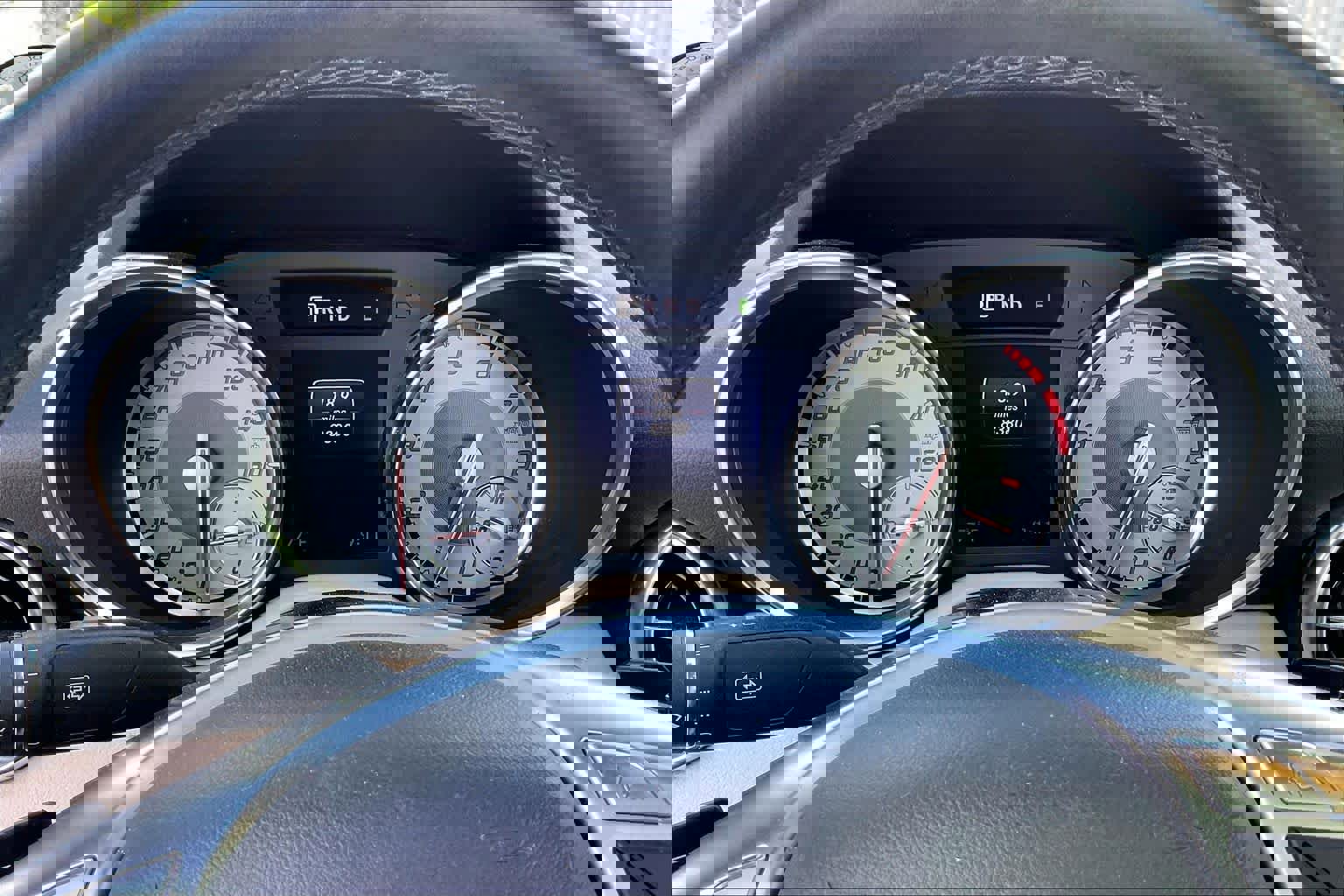 Used 2014 Mercedes-Benz SLK 250 image 21