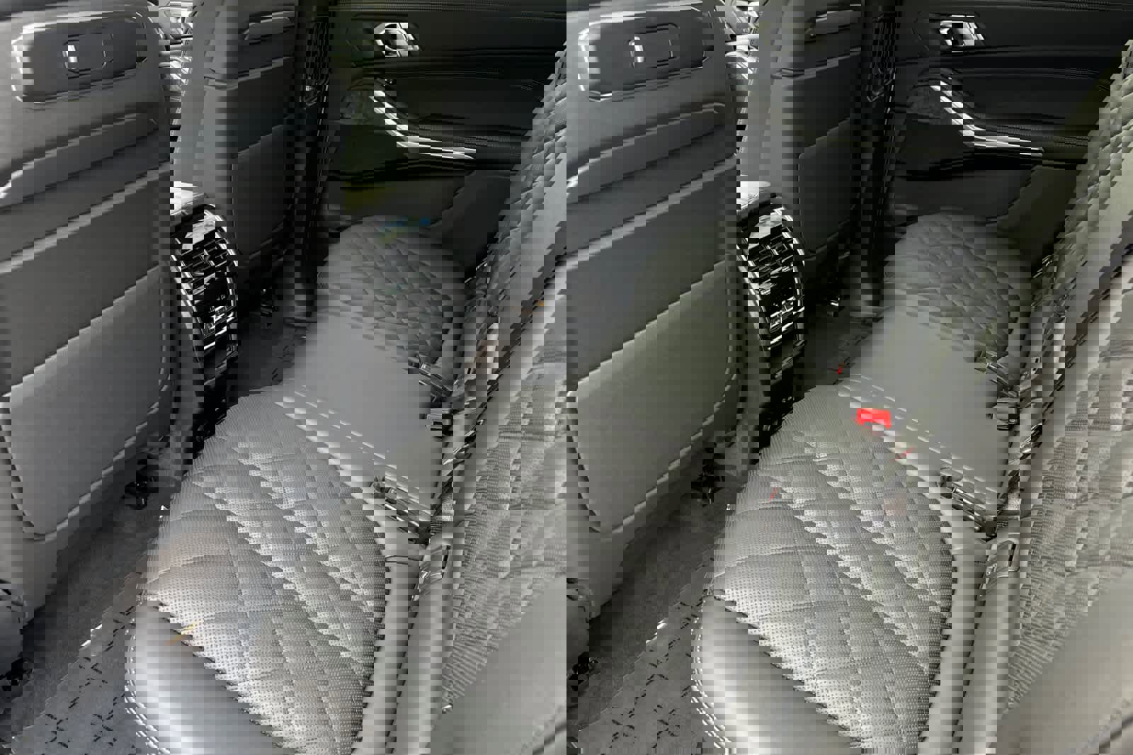 New 2026 BMW X7 xDrive40i image 4