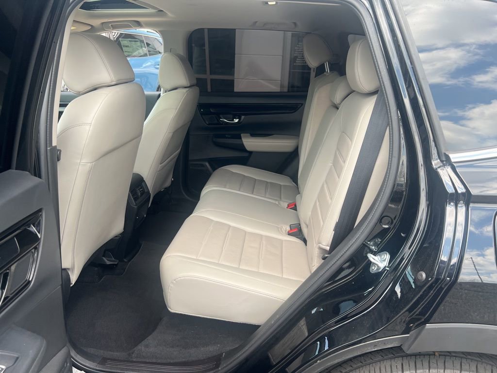 Used 2025 Honda CR-V EX-L image 16