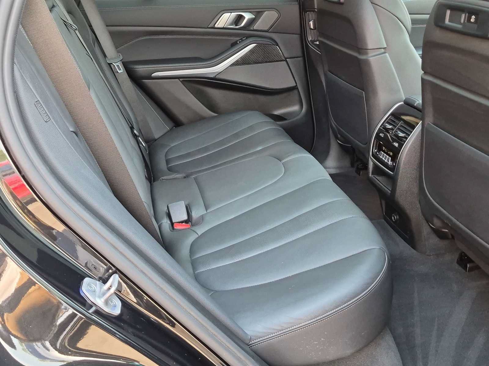 Used 2021 BMW X5 M50i w/ Premium Package AWD/4WD image 22