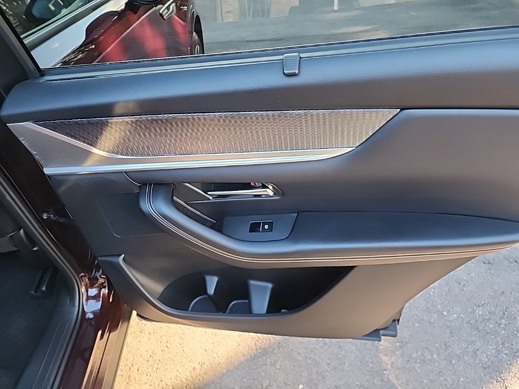 Certified 2025 MAZDA CX-90 3.3 Turbo S w/ Premium Package image 28