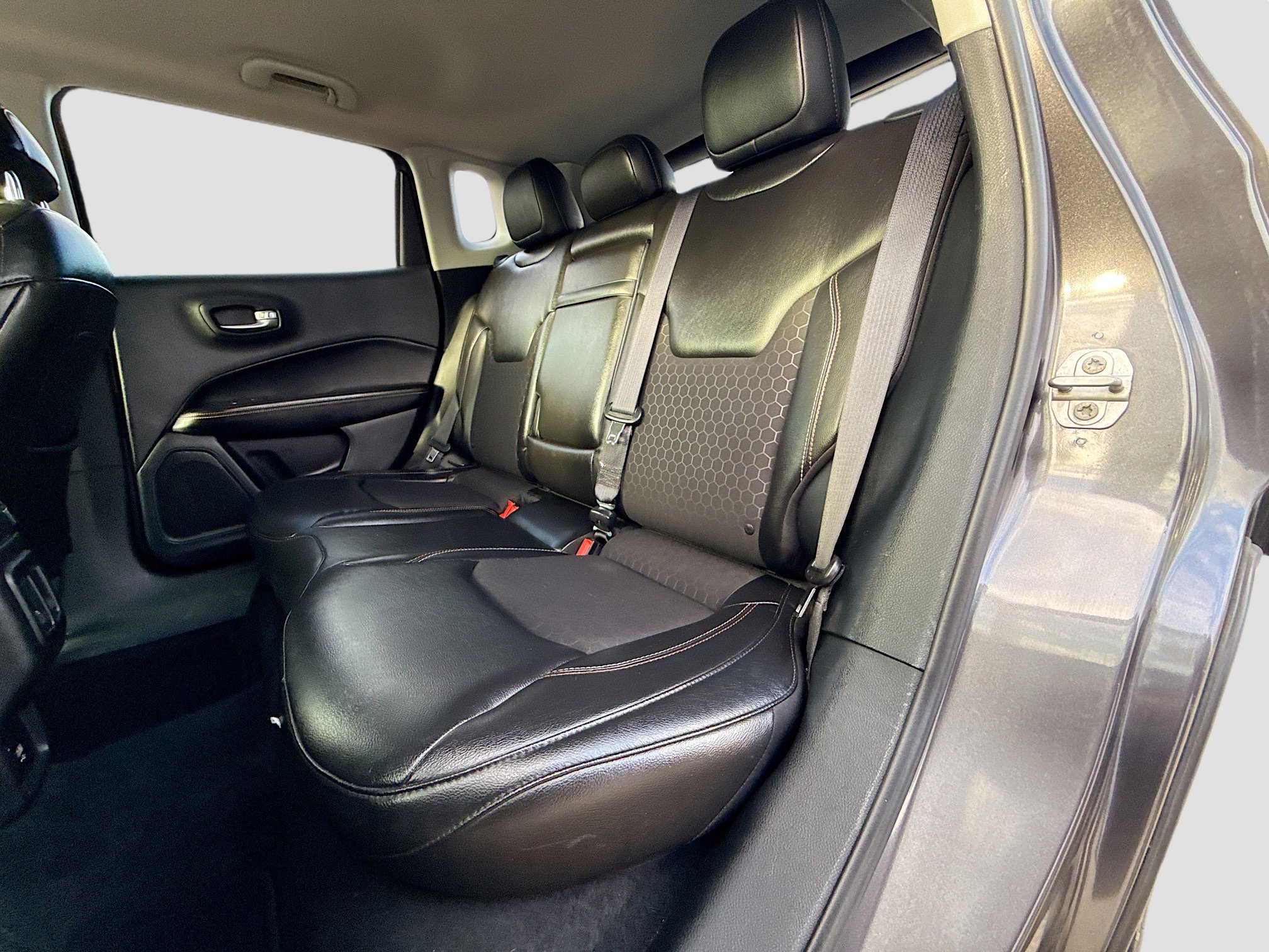 Used 2018 Jeep Compass Latitude image 20