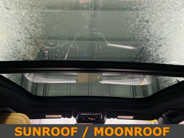 Used 2019 Volvo XC60 T5 Momentum w/ Premium Package FWD image 8