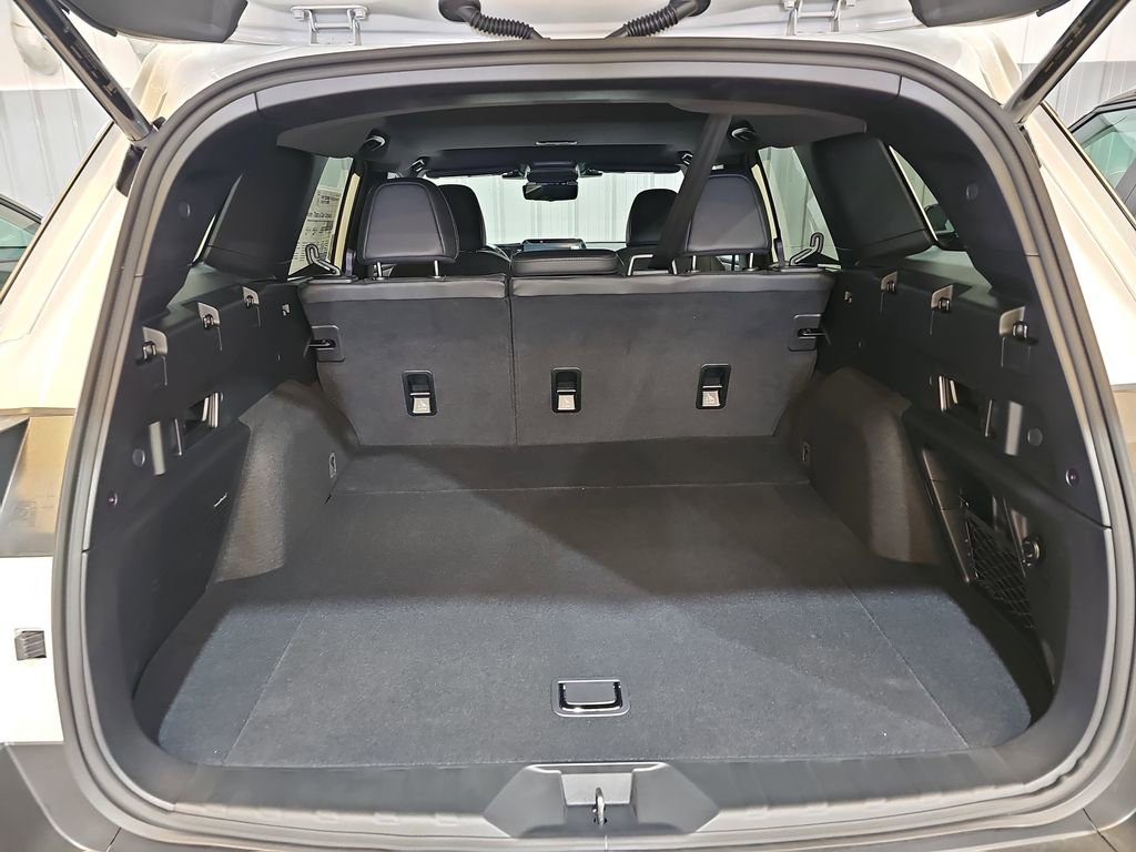 New 2026 Subaru Outback Touring XT AWD/4WD image 13