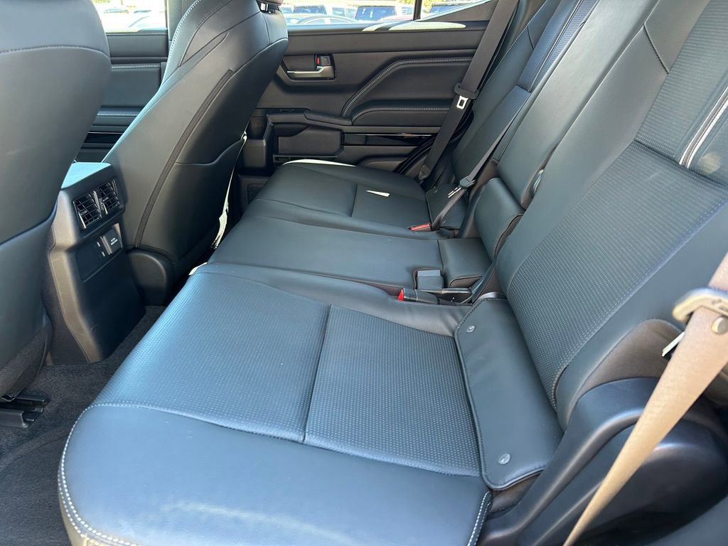 New 2025 Toyota 4Runner Limited image 17