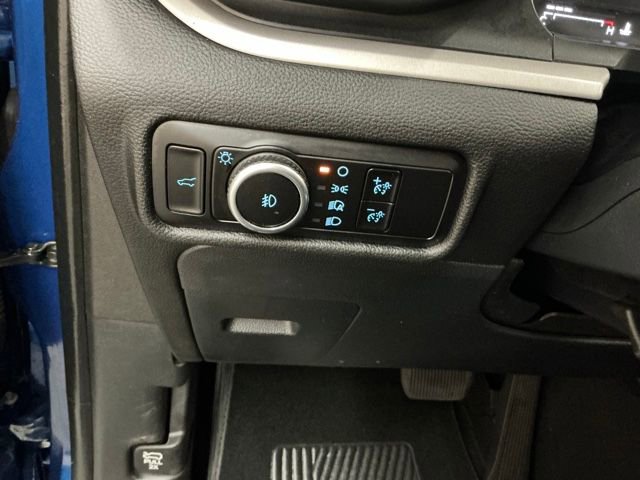 Used 2023 Ford Explorer XLT w/ Equipment Group 202A image 22