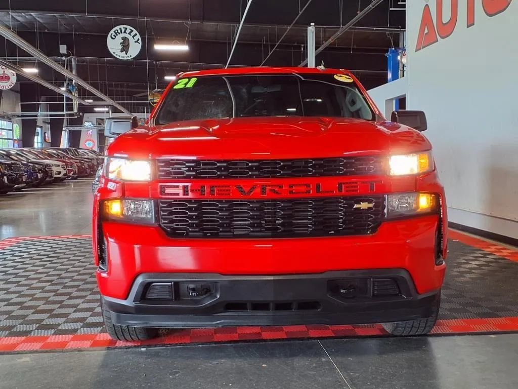 Used 2021 Chevrolet Silverado 1500 Custom AWD/4WD image 2