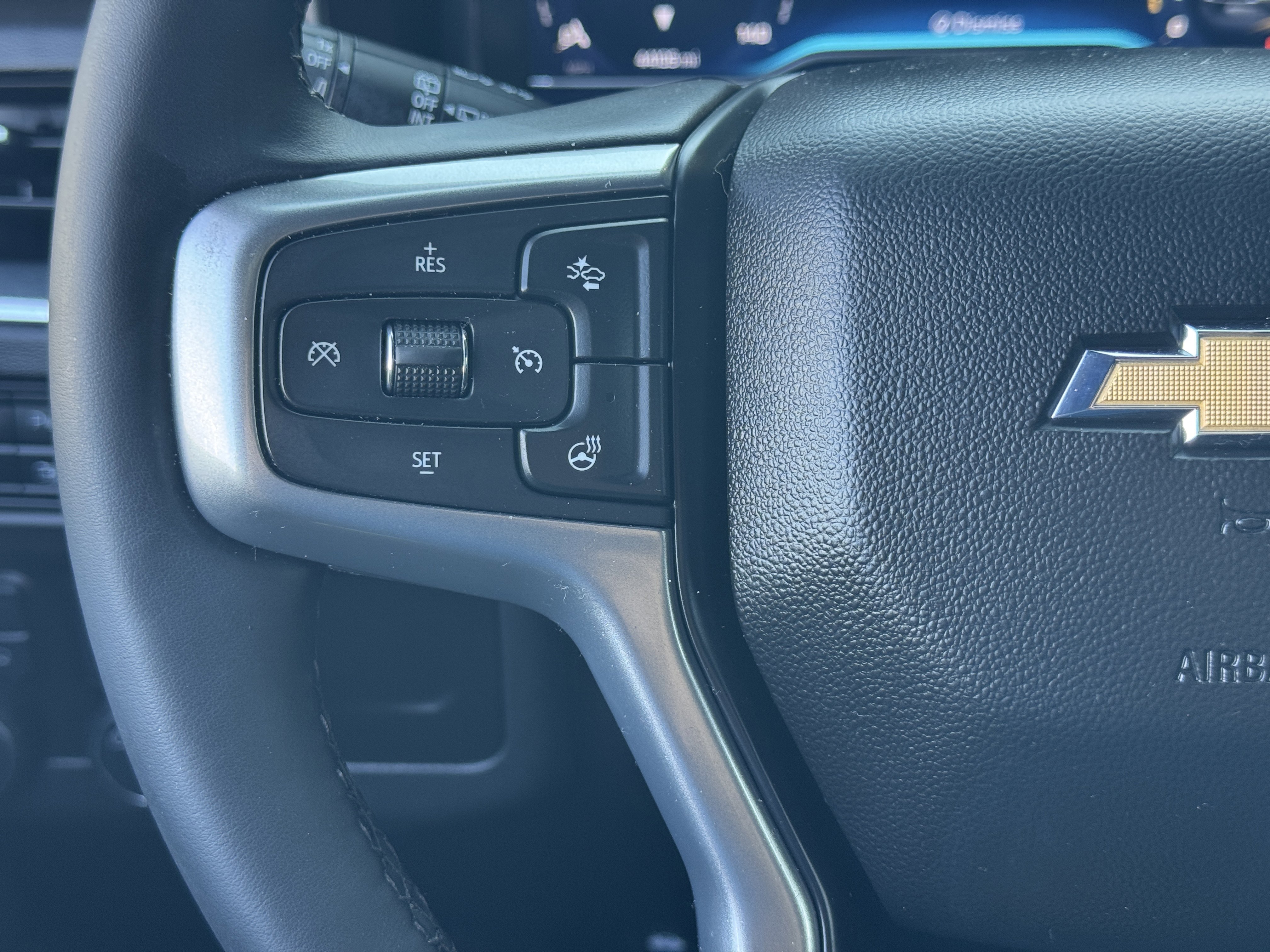 Used 2024 Chevrolet Tahoe LT w/ Luxury Package image 33