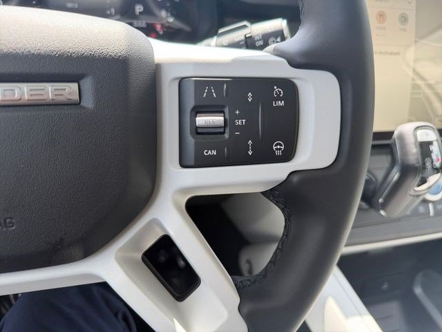 New 2026 Land Rover Defender 110 X-Dynamic SE AWD/4WD image 23