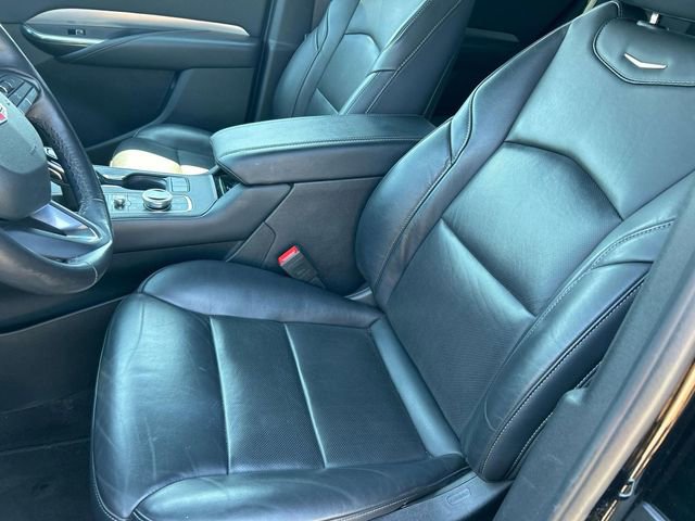 Used 2023 Cadillac XT4 Premium Luxury w/ Technology Package FWD image 28
