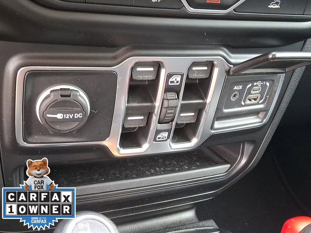 Used 2022 Jeep Gladiator Willys AWD/4WD image 21