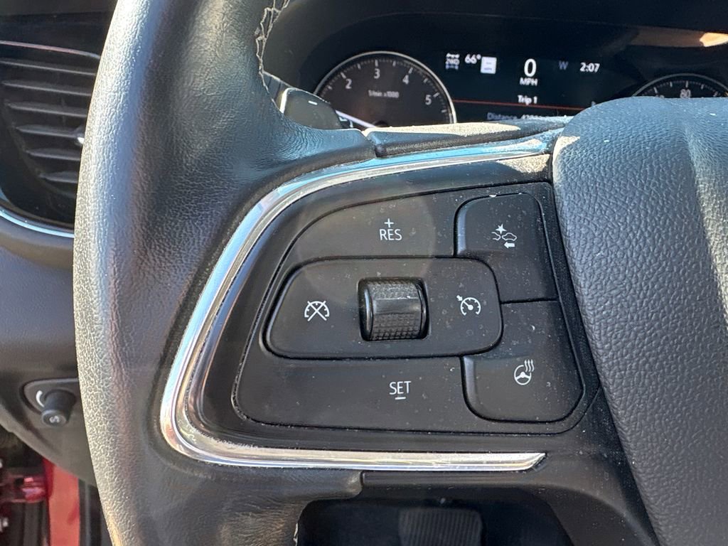 Used 2022 Buick Envision Avenir w/ Technology Package II image 20