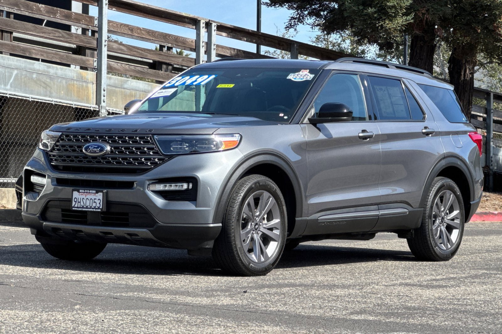 Certified 2023 Ford Explorer XLT w/ Equipment Group 202A AWD/4WD image 11