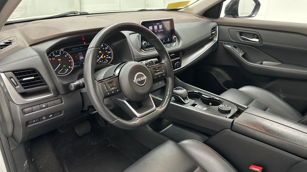 Certified 2023 Nissan Rogue SV w/ SV Premium B Package image 16
