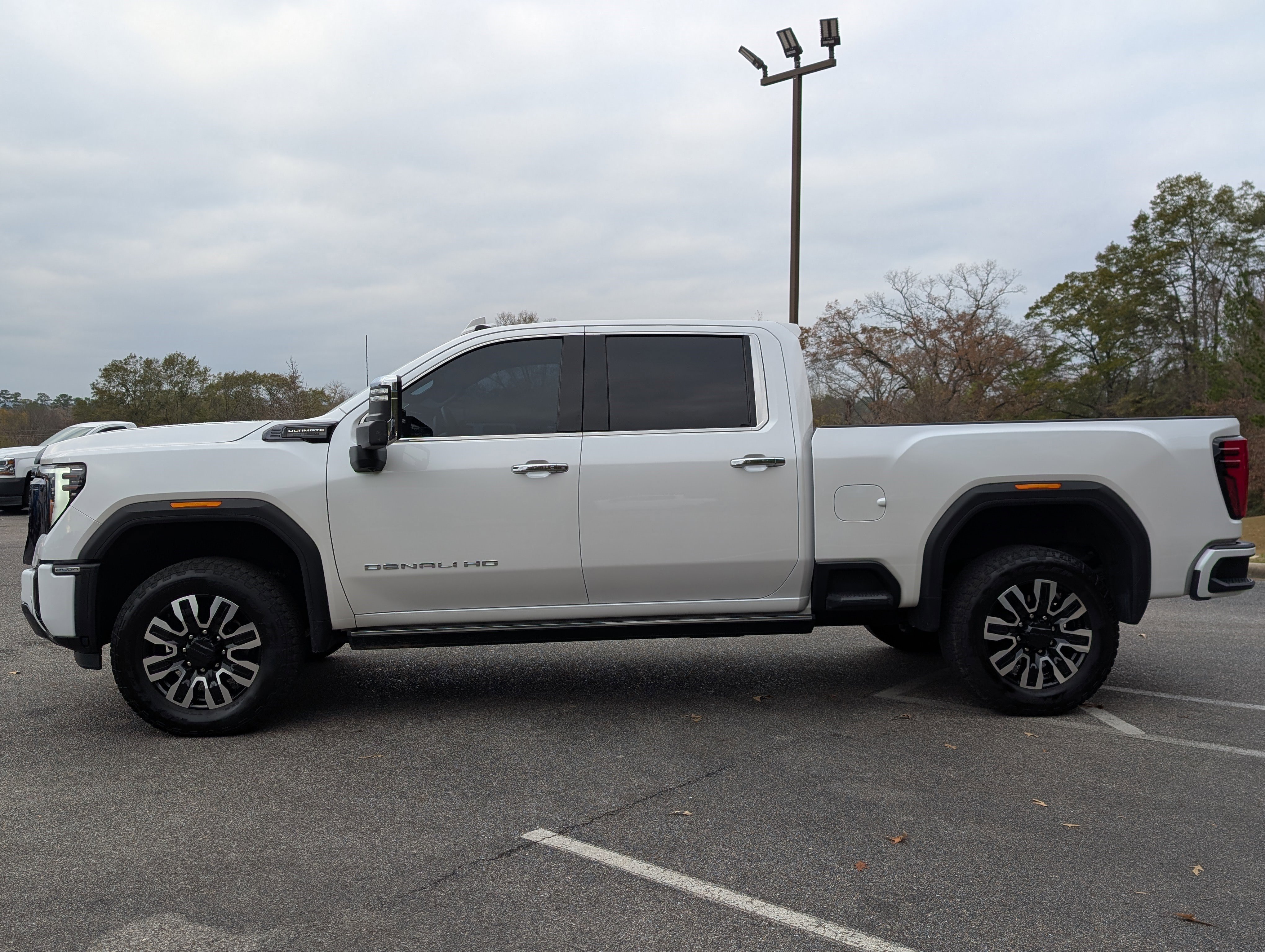 Used 2024 GMC Sierra 2500 Denali Ultimate w/ Max Trailering Package image 6