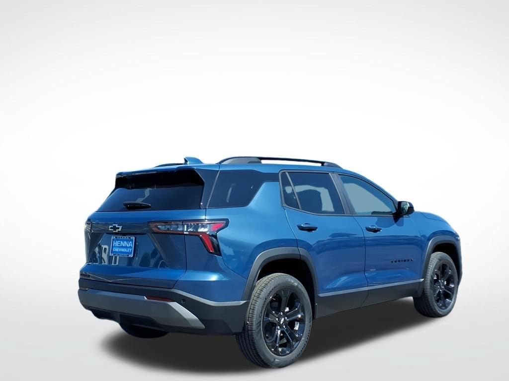 New 2027 Chevrolet Equinox LT w/ Convenience Package II FWD image 3