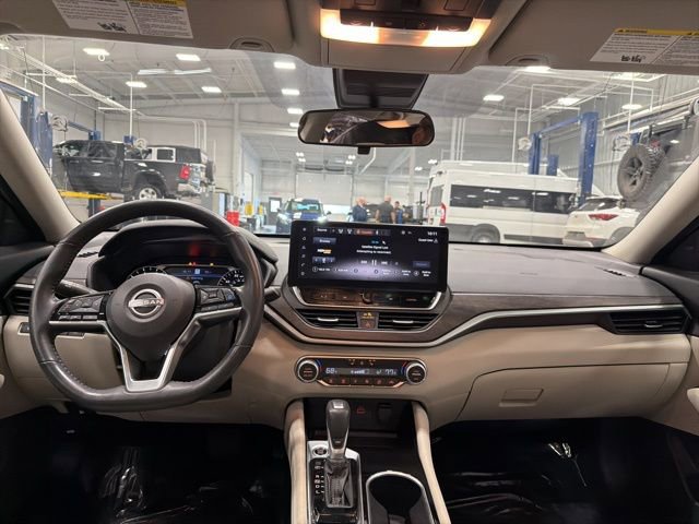 Used 2023 Nissan Altima 2.5 SL image 13