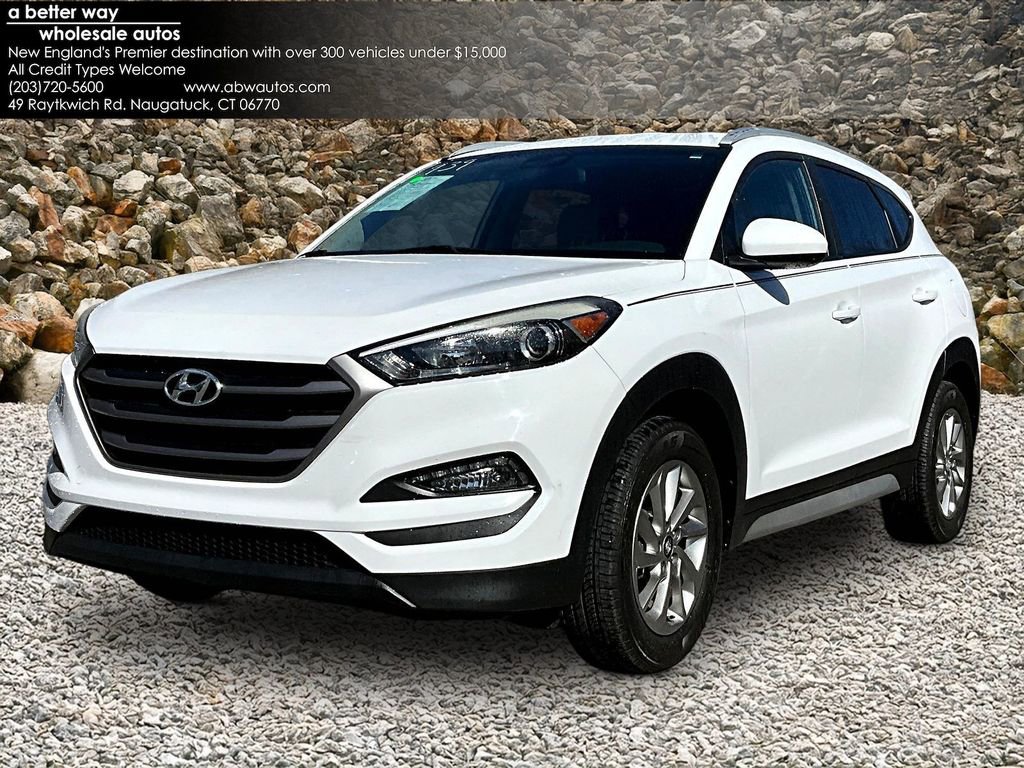 Used 2017 Hyundai Tucson SE image 1