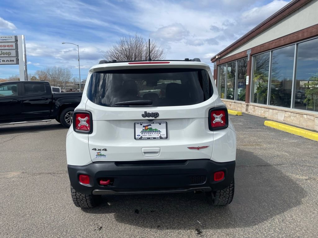 Used 2022 Jeep Renegade Trailhawk image 6