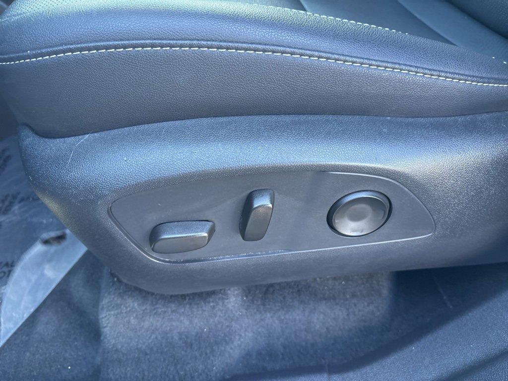 Used 2024 Chevrolet Traverse LT w/ LPO, Floor Liner Package image 23