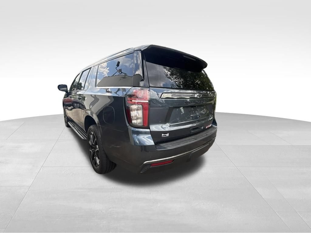 Used 2021 Chevrolet Suburban RST AWD/4WD image 4