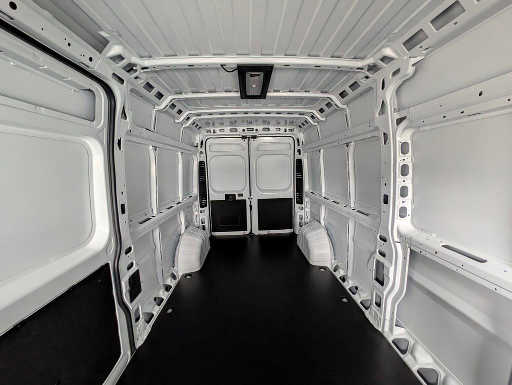 New 2026 RAM ProMaster 2500 w/ Convenience Group image 36