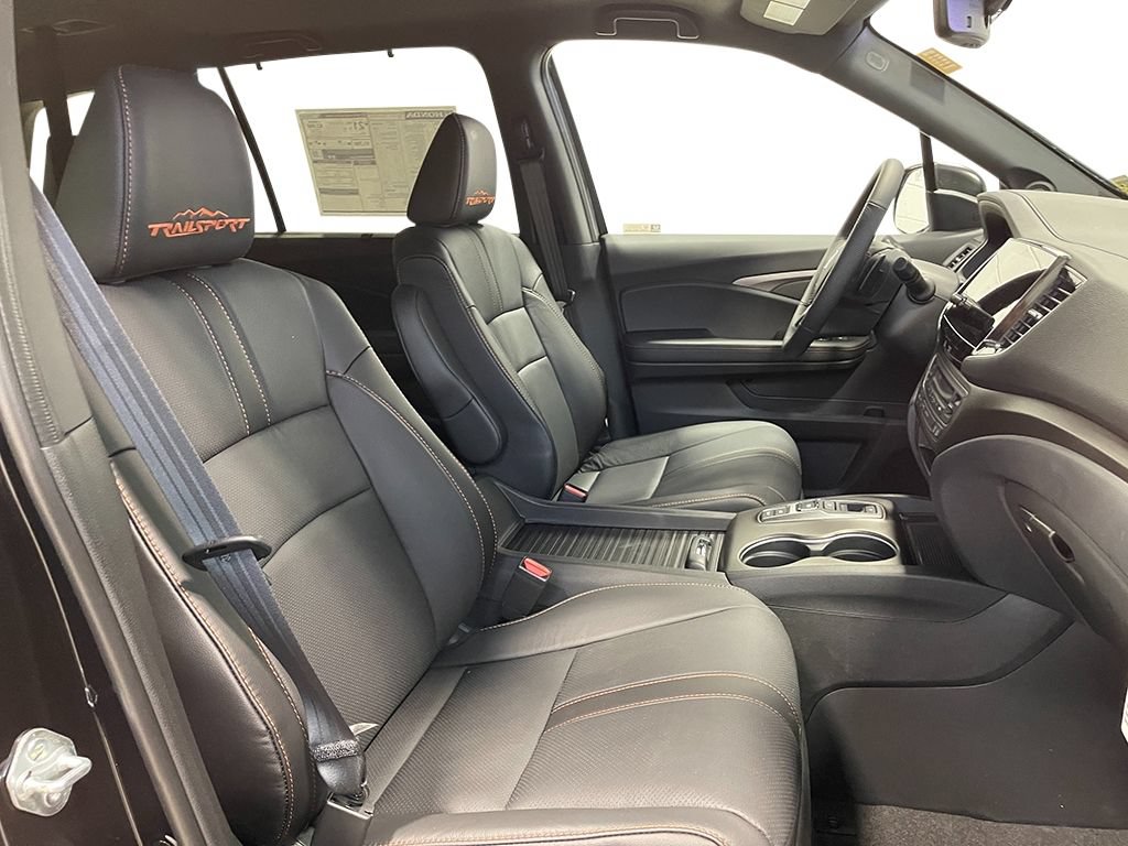 Used 2023 Honda Passport TrailSport image 41