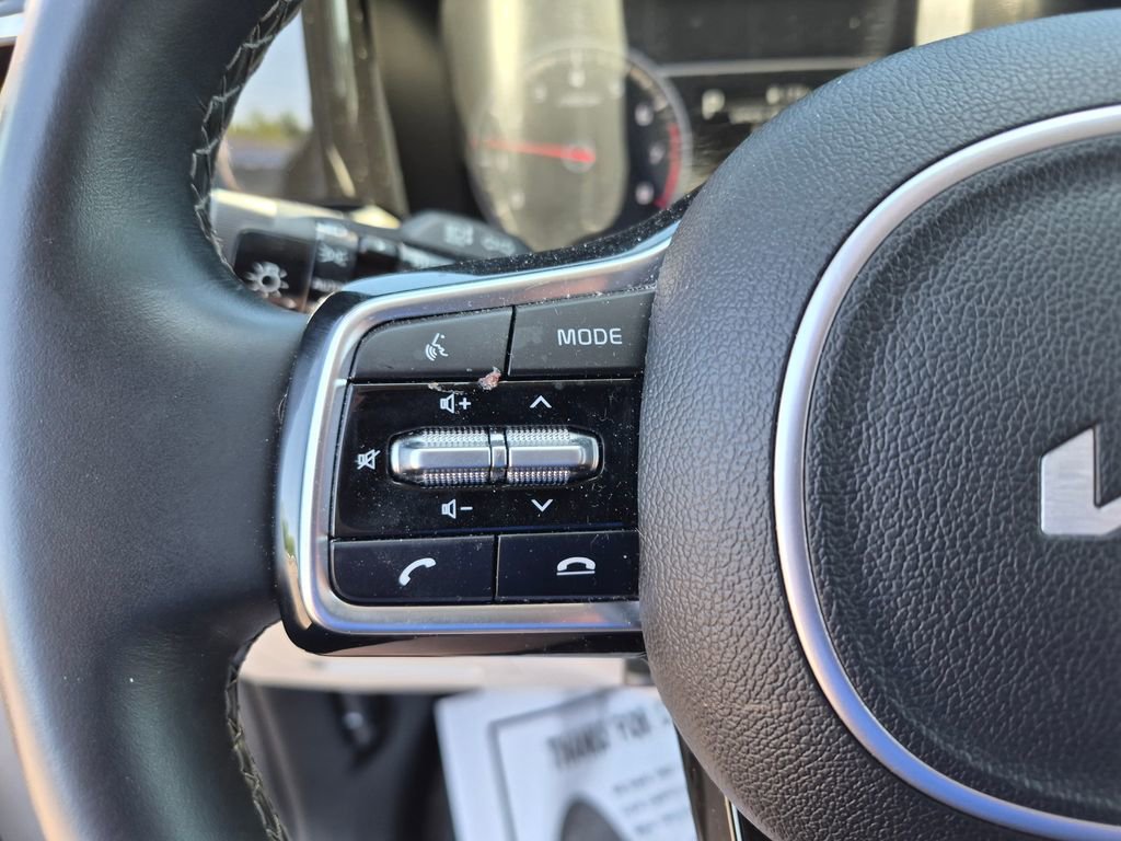 Used 2022 Kia Sorento SX AWD/4WD image 17