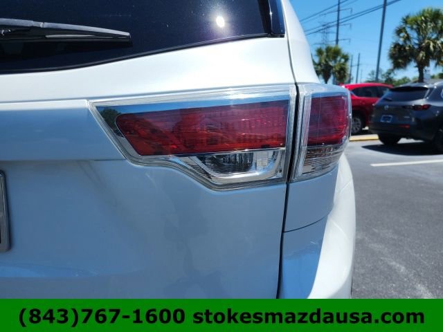 Used 2016 Toyota Highlander XLE AWD/4WD image 33