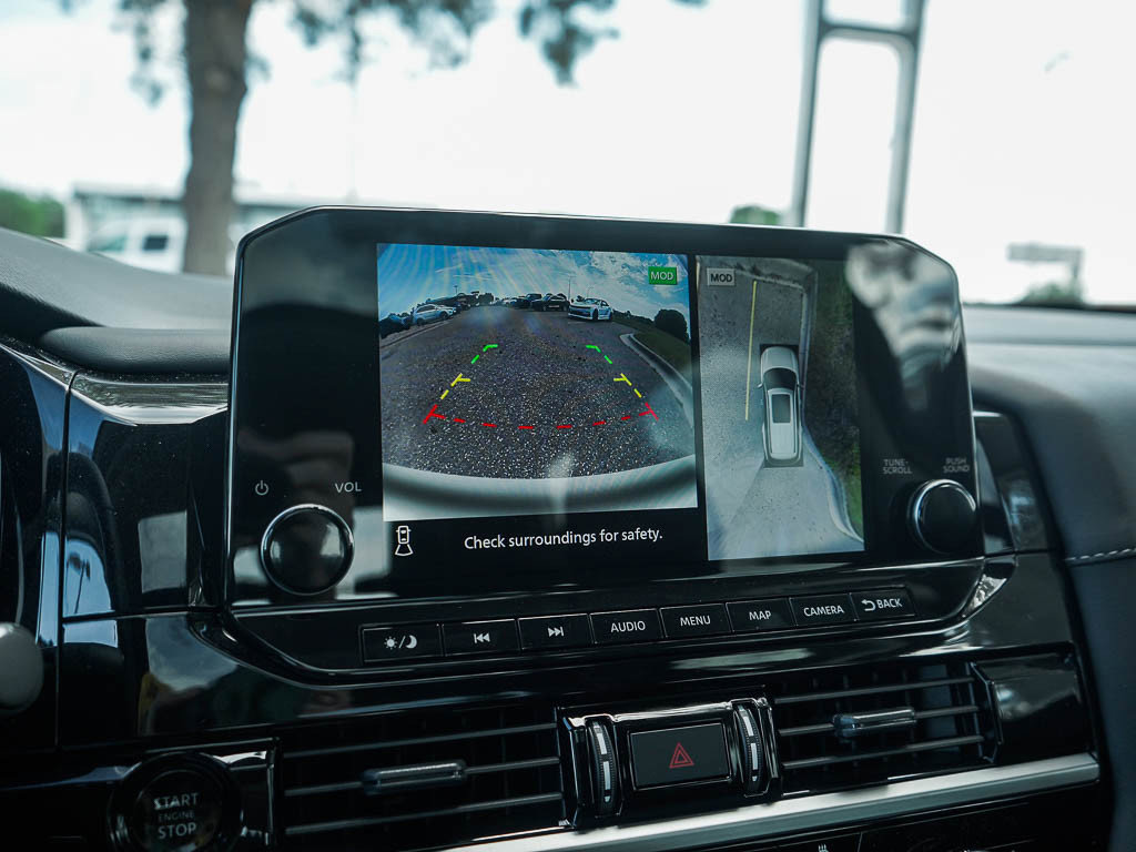 New 2025 Nissan Pathfinder SL w/ SL Premium Package image 26