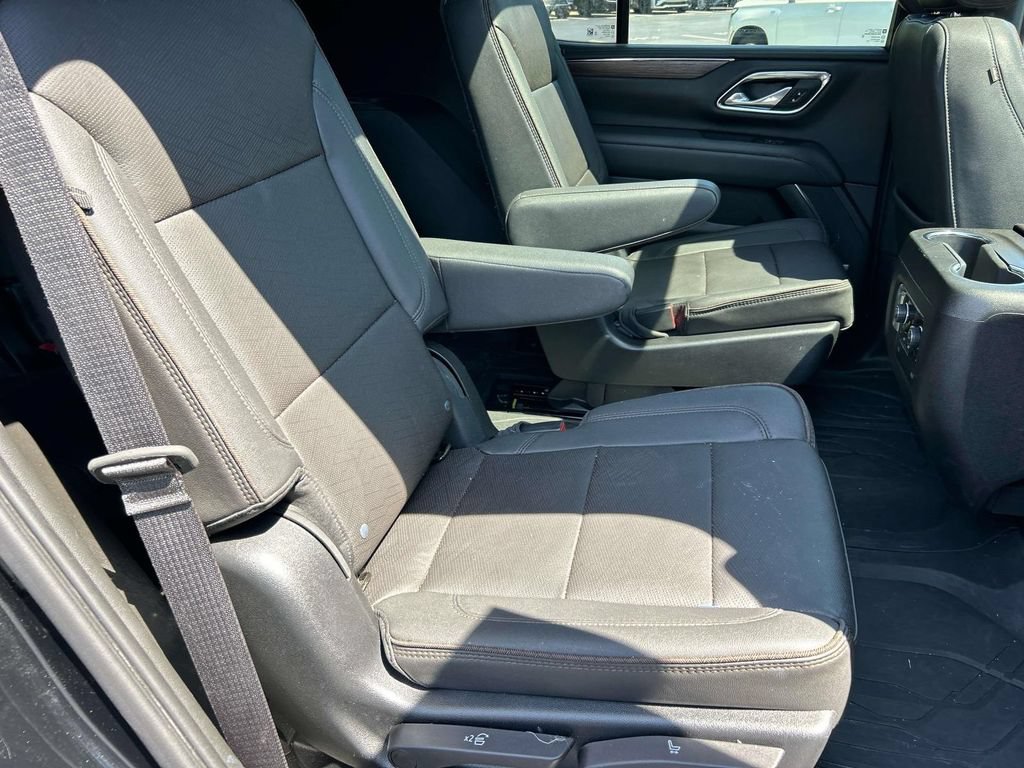 Used 2023 Chevrolet Tahoe High Country AWD/4WD image 21