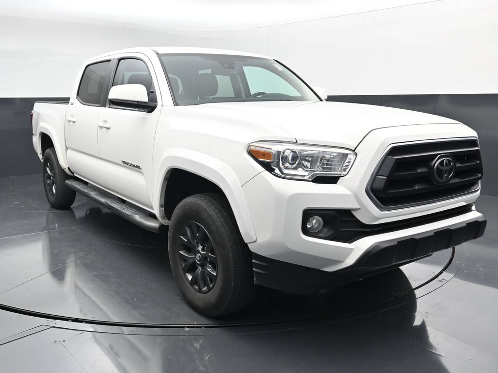 Used 2023 Toyota Tacoma SR5 AWD/4WD image 2