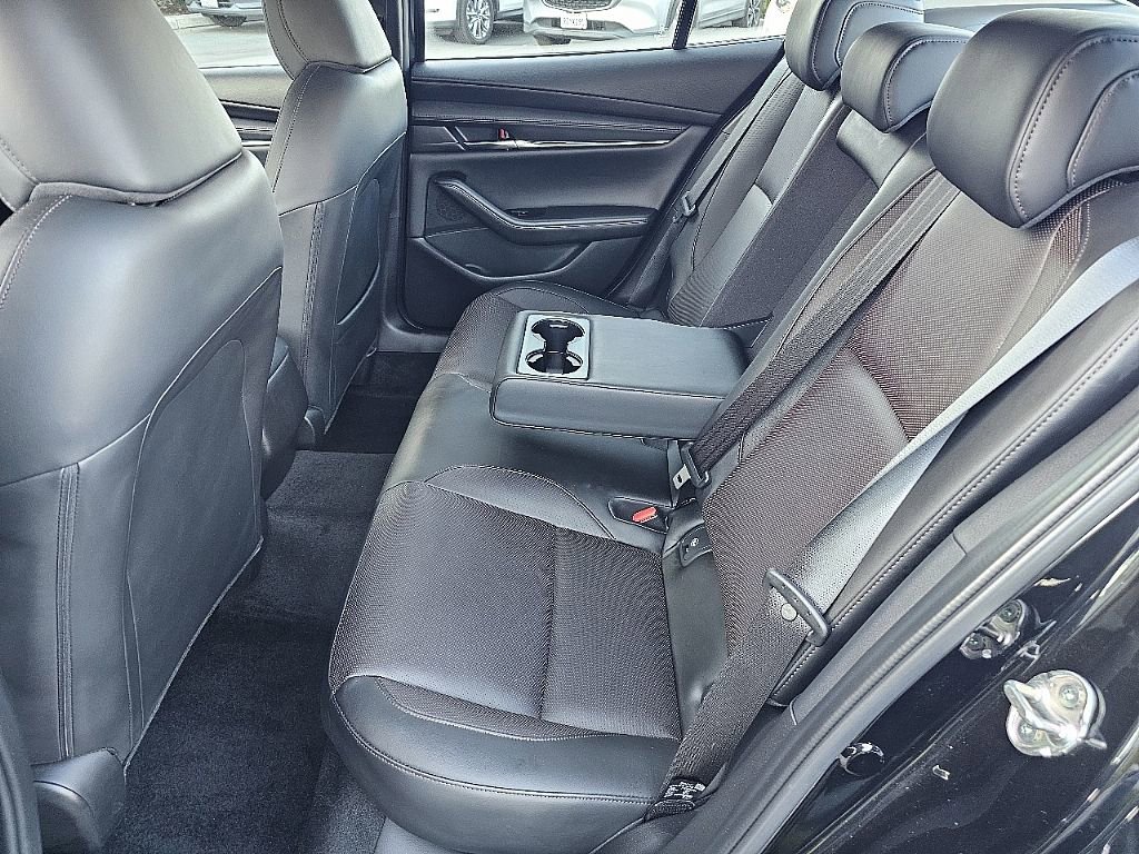 Certified 2025 MAZDA MAZDA3 2.5 Turbo Sedan w/Premium Plus image 21