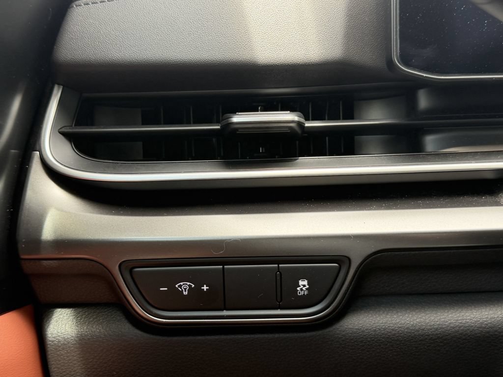 Certified 2026 Kia Carnival SX FWD image 34