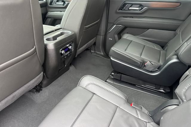 New 2026 GMC Yukon XL Denali image 12