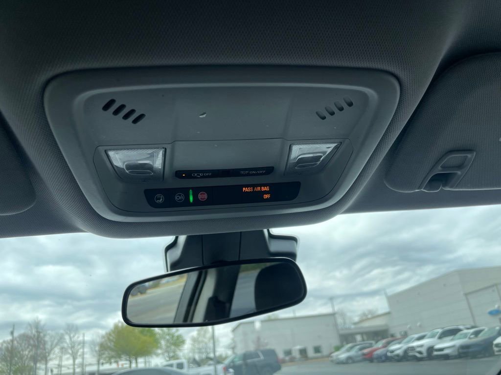 Used 2018 Chevrolet Volt LT image 16