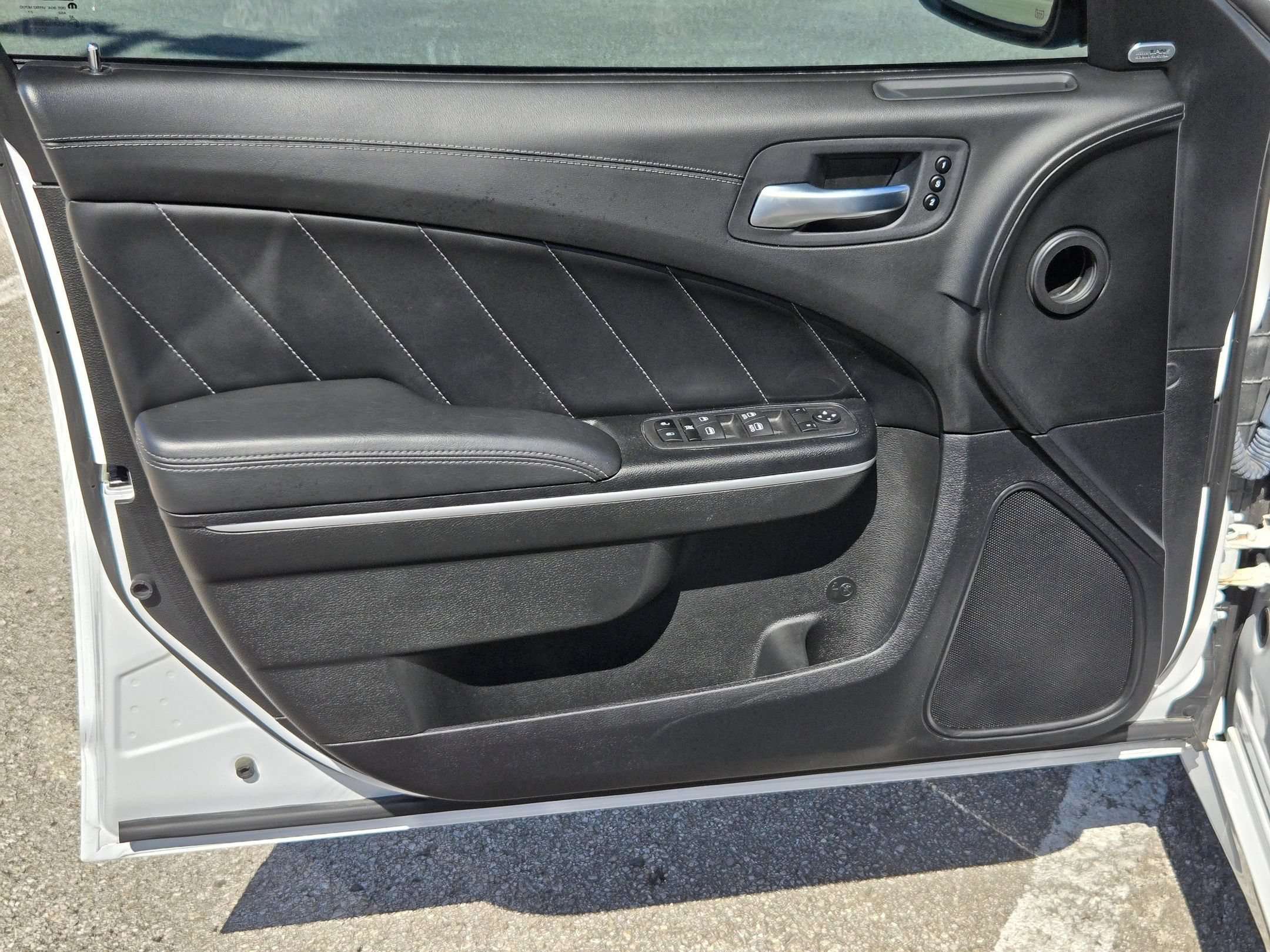 Used 2023 Dodge Charger Scat Pack RWD image 10