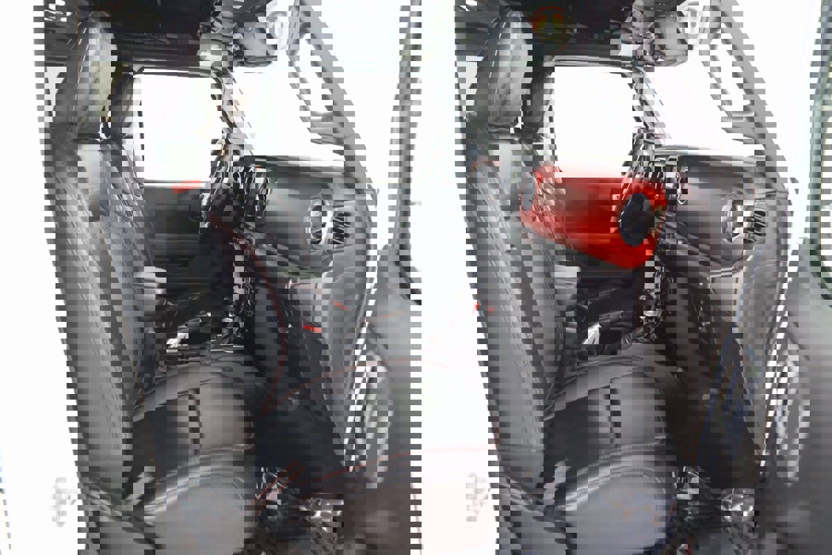 Used 2020 Jeep Gladiator Rubicon w/ Dual Top Group image 13