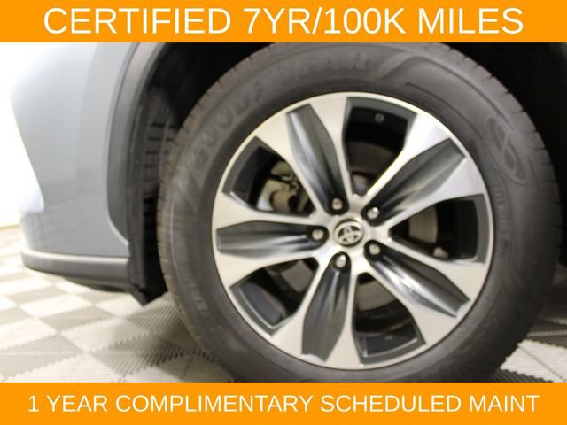 Used 2022 Toyota Highlander XLE FWD image 27