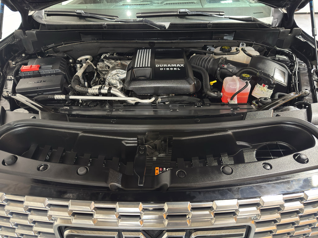 Used 2024 GMC Yukon Denali w/ Advanced Technology Package AWD/4WD image 41