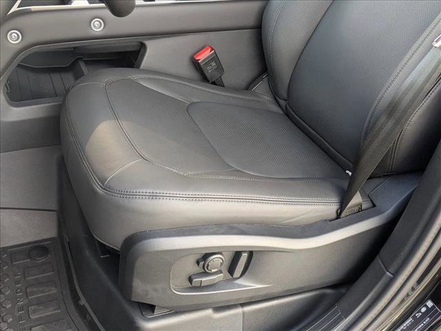 New 2026 Land Rover Defender 110 S image 4