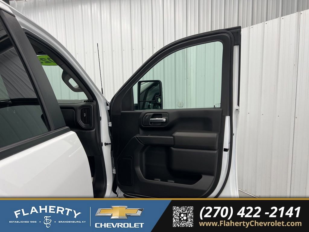 Used 2025 GMC Sierra 2500 Pro w/ 1SA Pro Safety Plus Package image 14