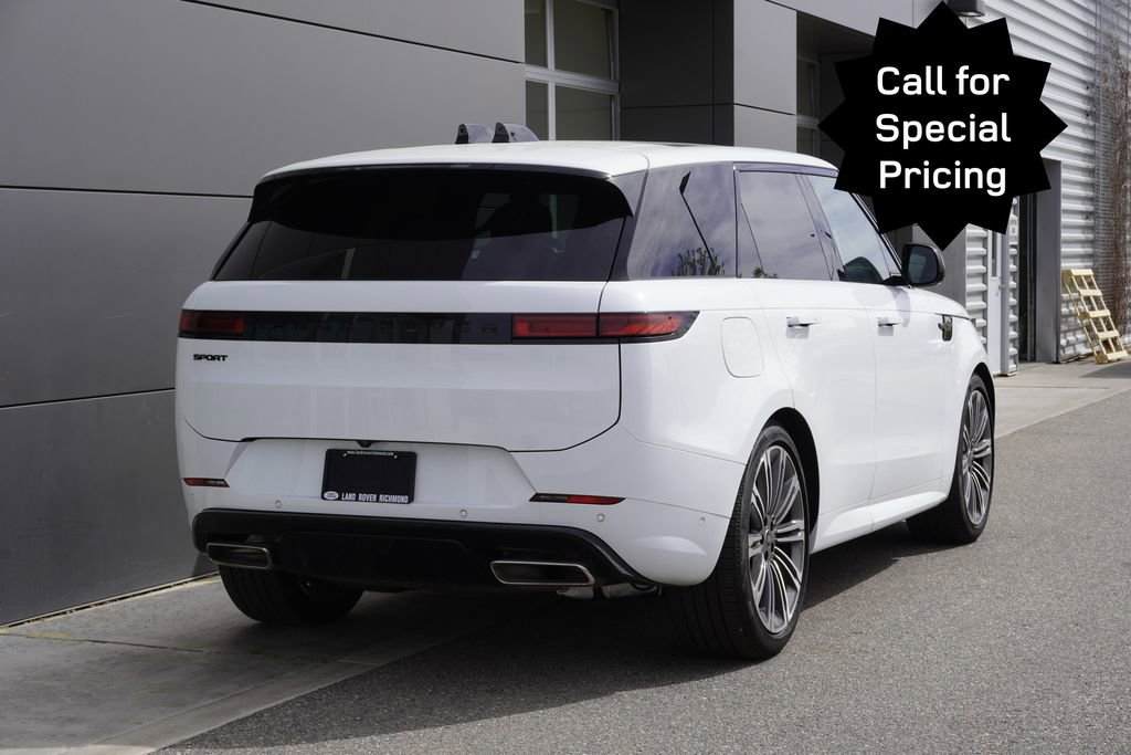New 2025 Land Rover Range Rover Sport Dynamic SE AWD/4WD image 2