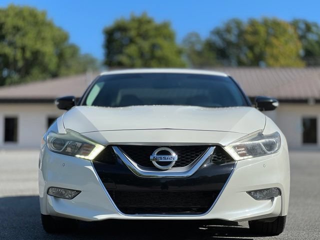 Used 2017 Nissan Maxima 3.5 SV w/ Dynamic Package FWD image 2